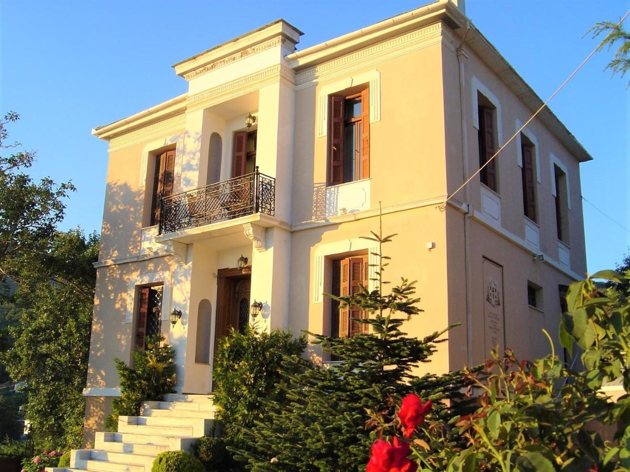Vogiatzopoulou Guesthouse Agios Georgios Nilias Exterior photo